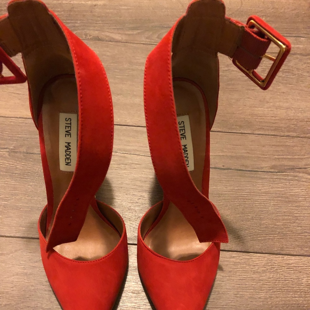 Red pumps dressy